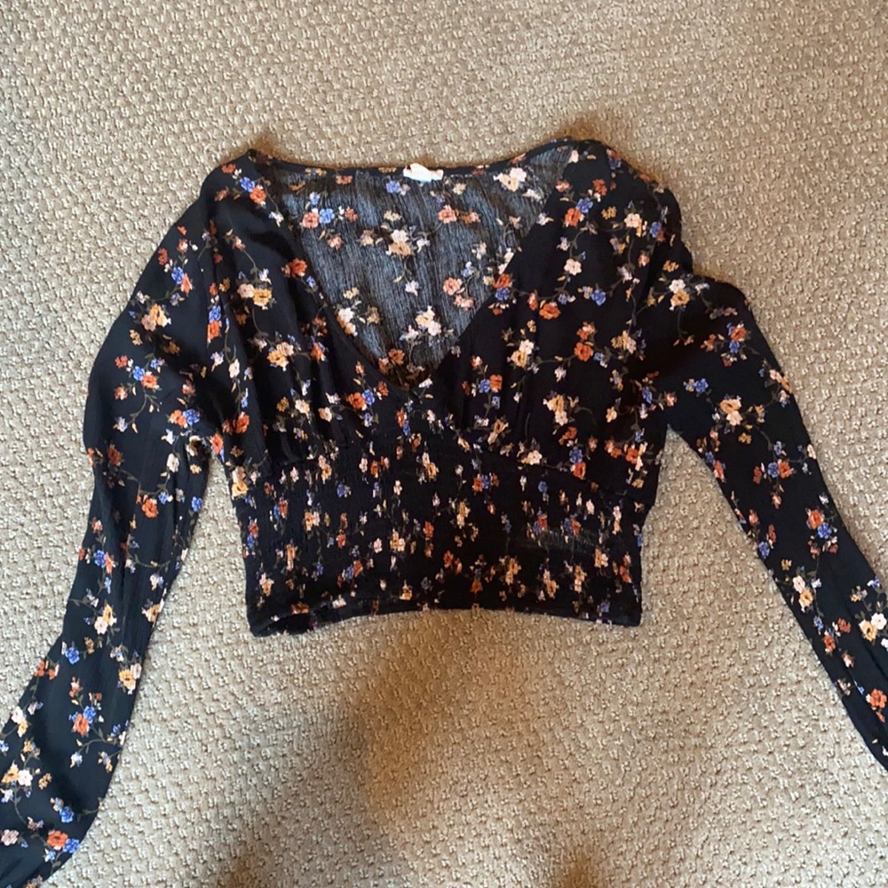 Black and floral cropped shirt